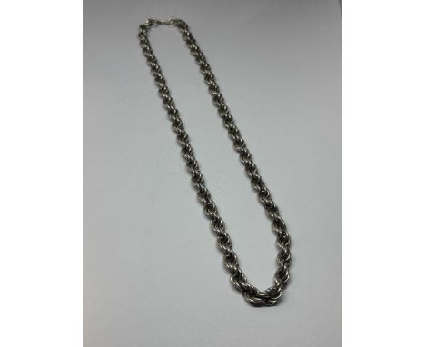 A SILVER ROPE NECKLACE LENGTH 18"