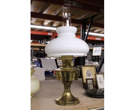 A VINTAGE ALADDIN 23 OIL PARAFFIN LAMP WITH GLASS SHADE AND GLASS FUNNEL