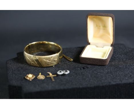 Mid-20th Century Jewellery Collection with Box and Rolled Gold Bracelet  This collection features various jewellery items, pr