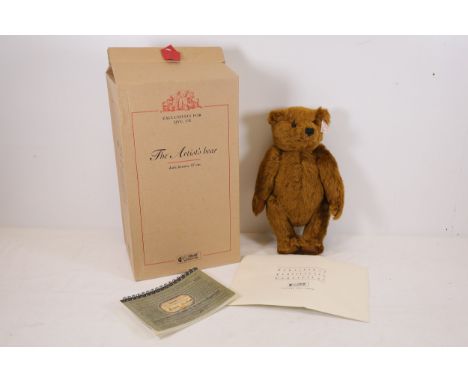 Steiff Limited Edition Artist Bear, 27cm  A 2003 Steiff Artist Bear, numbered 01198 of a limited edition of 2500. Made in Ger