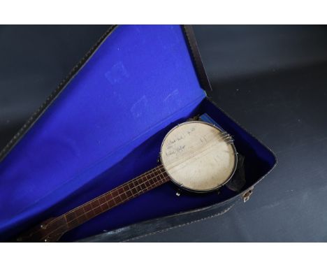 **1943 Vintage Tenor Banjo with Evelyn Laye Signature and Hard Case**This is a vintage tenor banjo, dating to circa 1943, fea