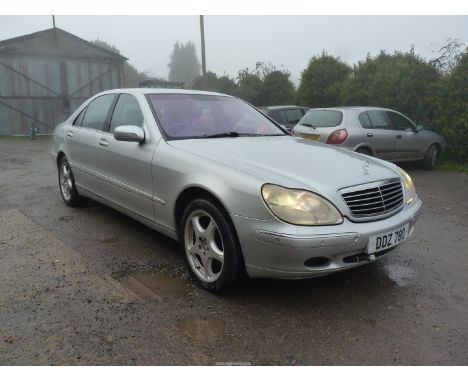 A Mercedes-Benz S class S500L (W220 Series) 4,966 cc V8 petrol-engined luxury four-door saloon motor Car with automatic trans