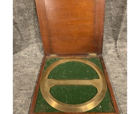 RAF Brass, 360 degree, circular Protractor with crossbar, a scientific drawing instrument in its original green felt lined ma