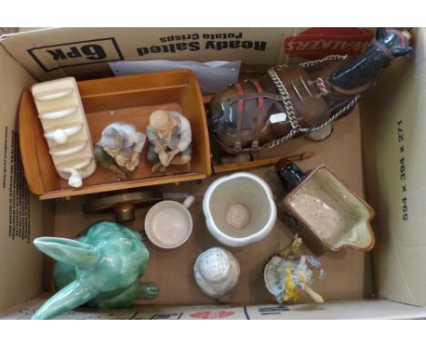 Large Sylvac rabbit/hare together with Lurpak toastrack, Pickwick jug, shire horse and cart, unopened scotch whisky decanter 