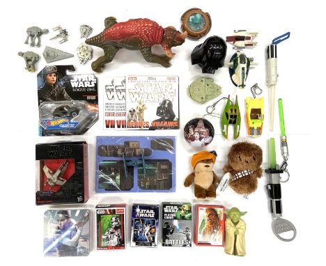 A mixed lot of Star Wars collectibles and toys, to include: - Boxed Hasbro Republic Starship, Titanium Black Series - Hasbro 