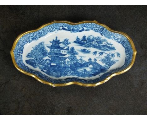 A Caughley spoon tray, circa 1780, of elongated hexagonal form, transfer-printed in underglaze blue with the Pagoda pattern, 