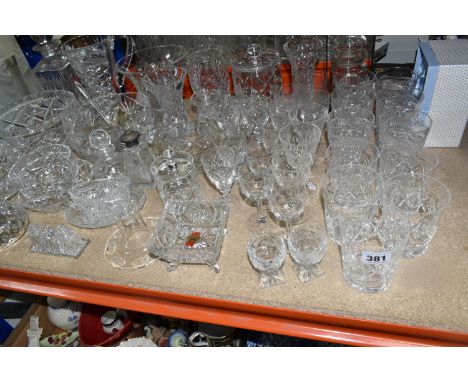A LARGE GROUP OF CRYSTAL CUT GLASS to include a Georgian Tutbury vase, a boxed Anna Hutte footed square bowl, a quantity of d
