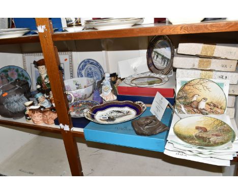 A LARGE GROUP OF ORNAMENTAL CERAMICS to include a boxed Coalport Ladies of Fashion Colleen figure, a Honor Hussey gourd vase,