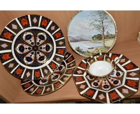 FOUR PIECES OF ROYAL CROWN DERBY IMARI 1128 PATTERN, and a hand painted cabinet plate decorated with a Lakeland scene 'Derwen