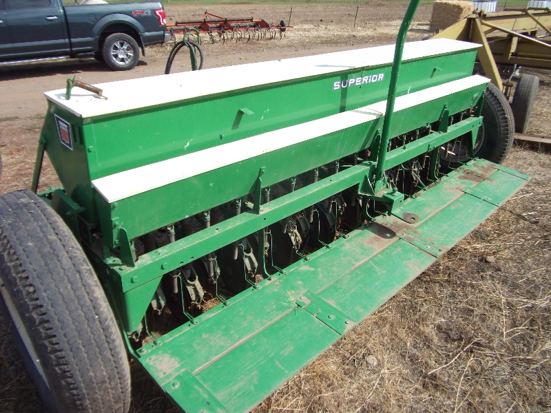 Oliver 76 10’ double disc grain drill w/ seeder Oliver 76 10’ double disc grain drill w/ seeder