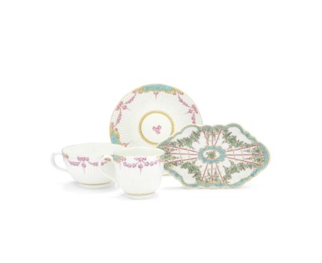 A Worcester spoon tray and a trio, circa 1770The spoon tray of lobed hexagonal form, painted with a version of the 'Hop Trell