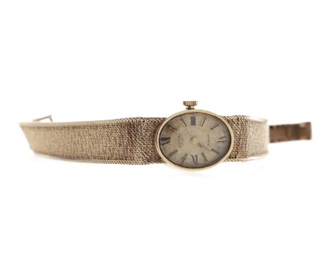 LADY'S ROTARY NINE CARAT GOLD MANUAL WIND WRIST WATCHunsigned 21 jewel movement, late 1960s, the oval dial with applied Roman