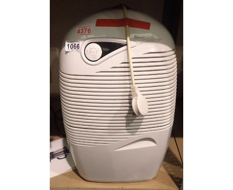 Ebac Z250E dehumidifier. Not available for in-house P&P, contact Paul O'Hea at Mailboxes on 01925 659133Condition Report: All
