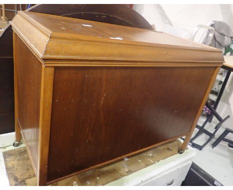 Light oak storage box on castors, 92 x 49 x 76 cm H. Not available for in-house P&amp;P, contact Paul O'Hea at Mailboxes on 0