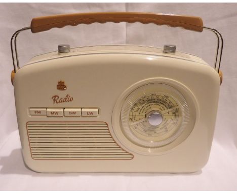 Cream, GPO Rydell retro portable four band analogue radio, MW/LW/SW/FM, with retro dial face; P&amp;P Group 1 (£14+VAT for th