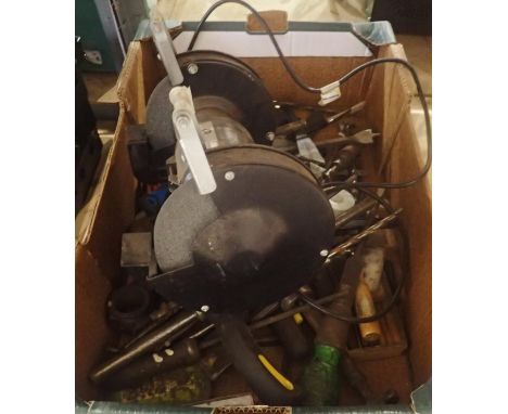 Box of engineering tools including a sharpener. Not available for in-house P&P, contact Paul O'Hea at Mailboxes on 01925 6591