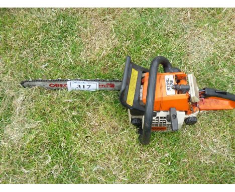 Stihl 025 chainsaw, 14" cutter bar (parts missing).
