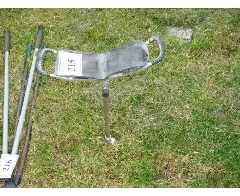 Adjustable shooting stick.