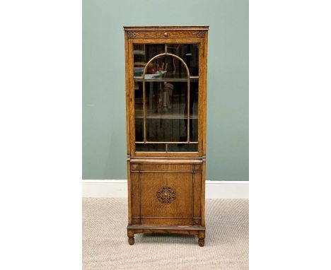 NEATLY PROPORTIONED VINTAGE OAK BOOKCASE - single glazed upper door with beaded detail over a lower cupboard door with blind 