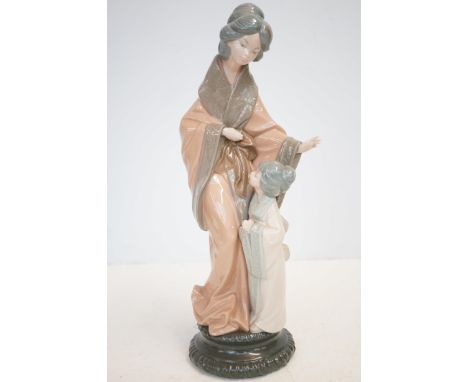 Nao by Lladro geisha oriental mother & daughter Height 39 cm 