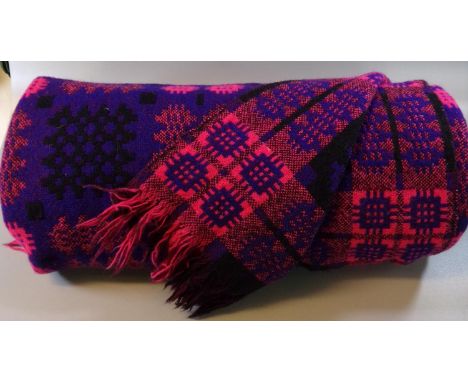 Vintage woollen Welsh tapestry traditional Caernarfon design blanket on purple ground with fringed edge. (B.P. 21% + VAT)A bi