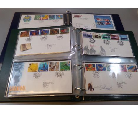 Great Britain collection of First Day Covers in two stamp albums. 1996-2002 period.(B.P. 21% + VAT) 