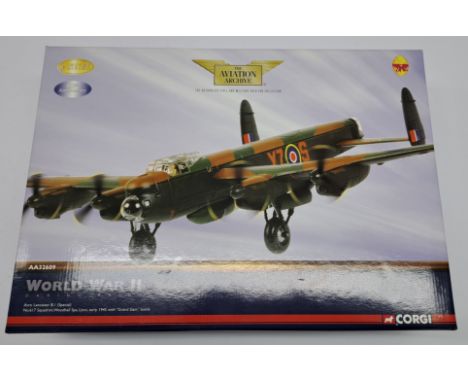 Corgi The Aviation Archive - AA32609 (World War II, Limited Edition, 60th Anniversary) - Avro Lancaster - B.1 (Special) No.61