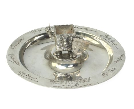 Tate &amp; Lyle interest: a rare presentation ashtray with match striker - Garrard &amp; Co., London 1957, the dished circula