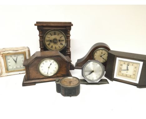 A collection of small mantel clocks and a vintage Smiths car clock (7)
