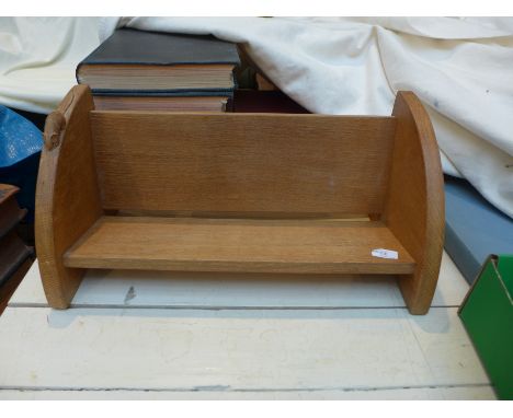 Small book trough/stand in oak made by "Mouseman" Thompson