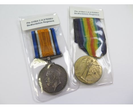 Bedford Regt - BWM & Victory Medal (41564 Pte C H Sterry Bedf R). (2)