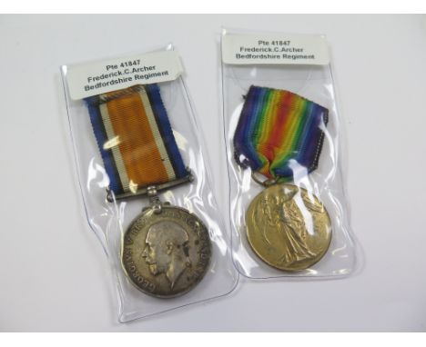 Bedford Regt - BWM & Victory Medal (41847 Pte F C Archer Bedf R). (2)