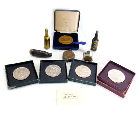 Bygones and trinkets, comprising Festival of Britain 1951 collectors crowns, a Lombard RAO Rally Bath 1986 token, and commemo