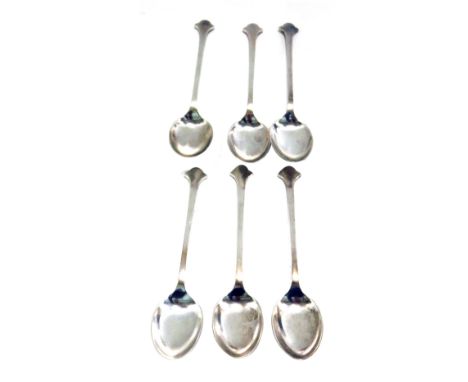 A set of six Edward VII silver spade top teaspoons, maker CB, Sheffield 1901, 2oz. 