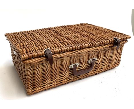 A wicker hamper, 59cmW 
