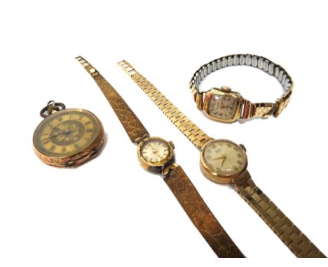 A lady's 9ct gold Tudor Royal bracelet wristwatch, the signed circular silvered dial, with gilt Arabic numerals, on a 9ct gol