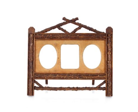 A decorative Blackthorn easel triple picture frame,&nbsp;44cm x 46cm overall