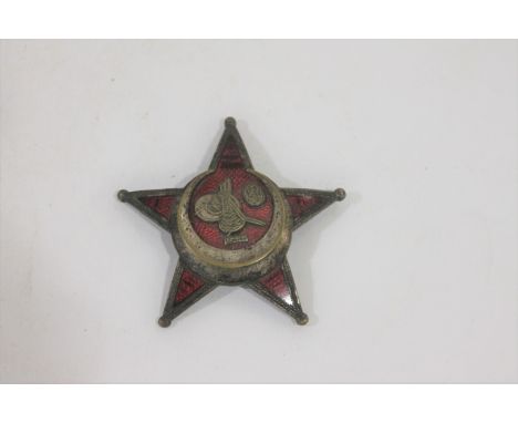 FIRST WORLD WAR 'GALLIPOLI STAR' TURKISH WAR MEDAL. A silvered and enamel German Officer's private purchase breast star by BB