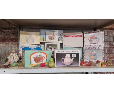 SHELF WITH PIGGY, PIZZA CHEFS TEA POTS &amp; OTHER CERAMIC ANIMAL TEA POTS