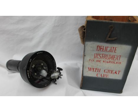 A World War II Air Ministry Type 06A compass, No.22481.H, Ref No 6B/1248, in grey painted pine case