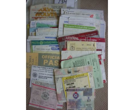 1980s Football Ticket Collection: Wide variety of clubs with a few earlier. Good. (102)