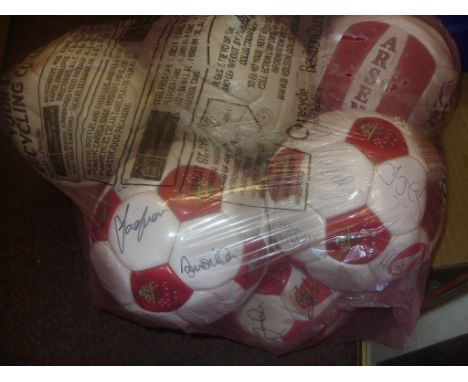 Arsenal Signed Football Collection: 9 original genuine footballs squad signed including 1 from the 1979 FA Cup Winning squad,