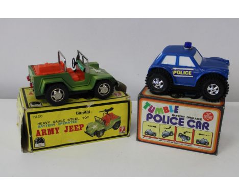 Two boxed vintage battery powered models (un-tested) 