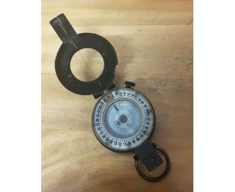 T.G. Co Ltd 2nd World War Compass, dated 1940. 