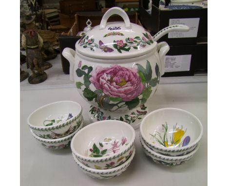 Portmeirion Botanical Garden pattern large soup tureen and ladle together with 6 soup bowls. 