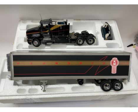 Franklin Mint (1/32nd scale) Kenworth Articulated Truck & Trailer - finished in black, gold with "Kenworth" to trailer sides