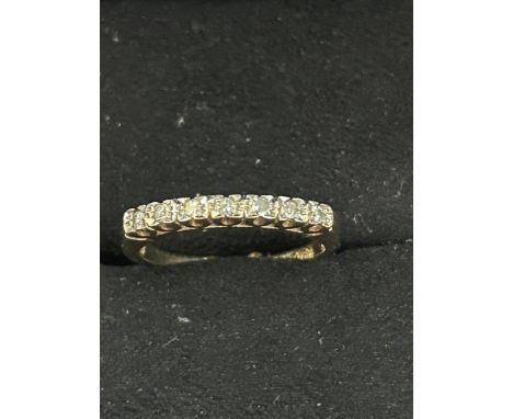 9ct Gold ring set with diamonds Size K 1.6g 