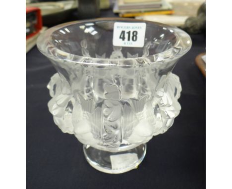 A modern Lalique France bell-shaped vase decorated with a series of doves, signed 12cms high Condition reports provided on re