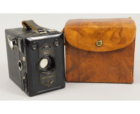 A Zeiss Ikon box Tengor type 54/2 camera, probably 1920s/30s in a leather carrying case