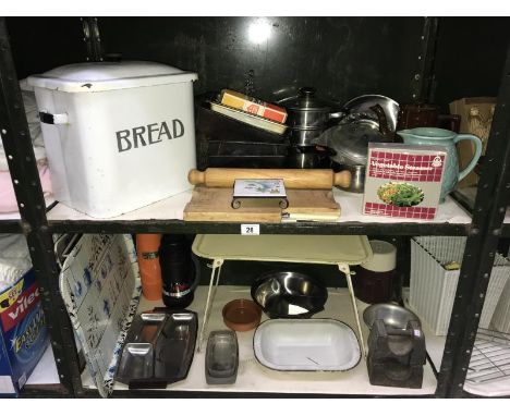 A large enamel bread bin and other kitchen items (2 shelves)